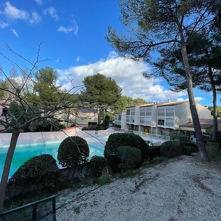Studio Climatise Piscine Et Proche Plage Sanary-sur-Mer Exterior photo
